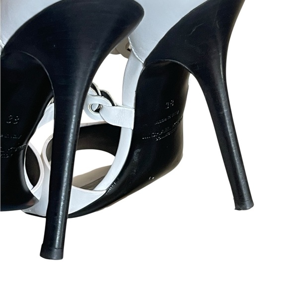 Michael Kors Collection Miriam in Optic White‎ with  framing Strap size 38 (8) - Picture 12 of 13